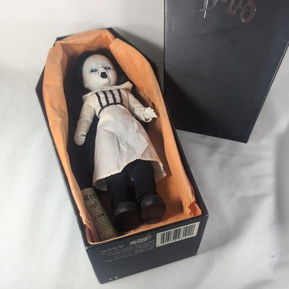 Mezco Toyz Living Dead Dolls Series 16 Eleanor Doll w/ Certificate - No Costume - Picture 7 of 15
